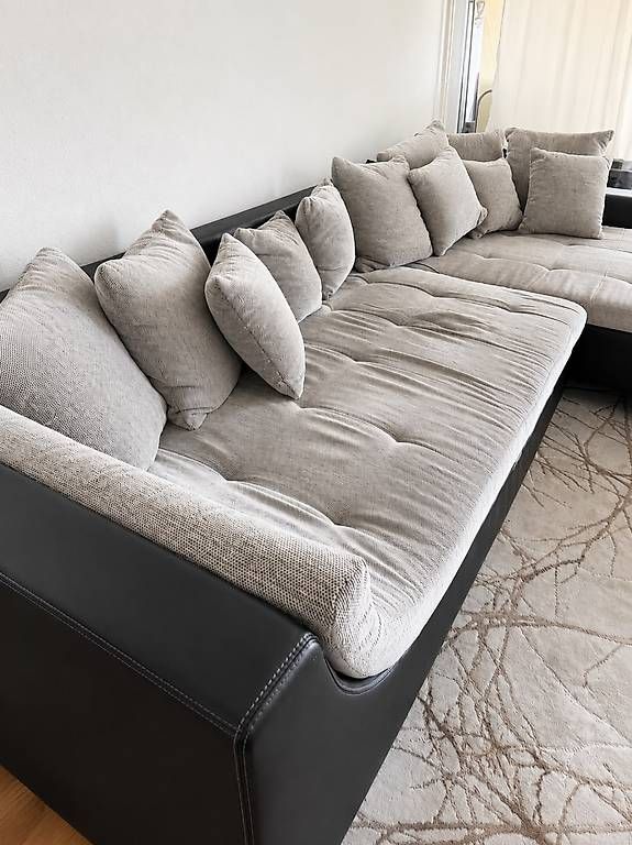 Divani: Modernes Ecksofa zu verkaufen – Usato da Rheinfelden venduto da AugustAlsina 1