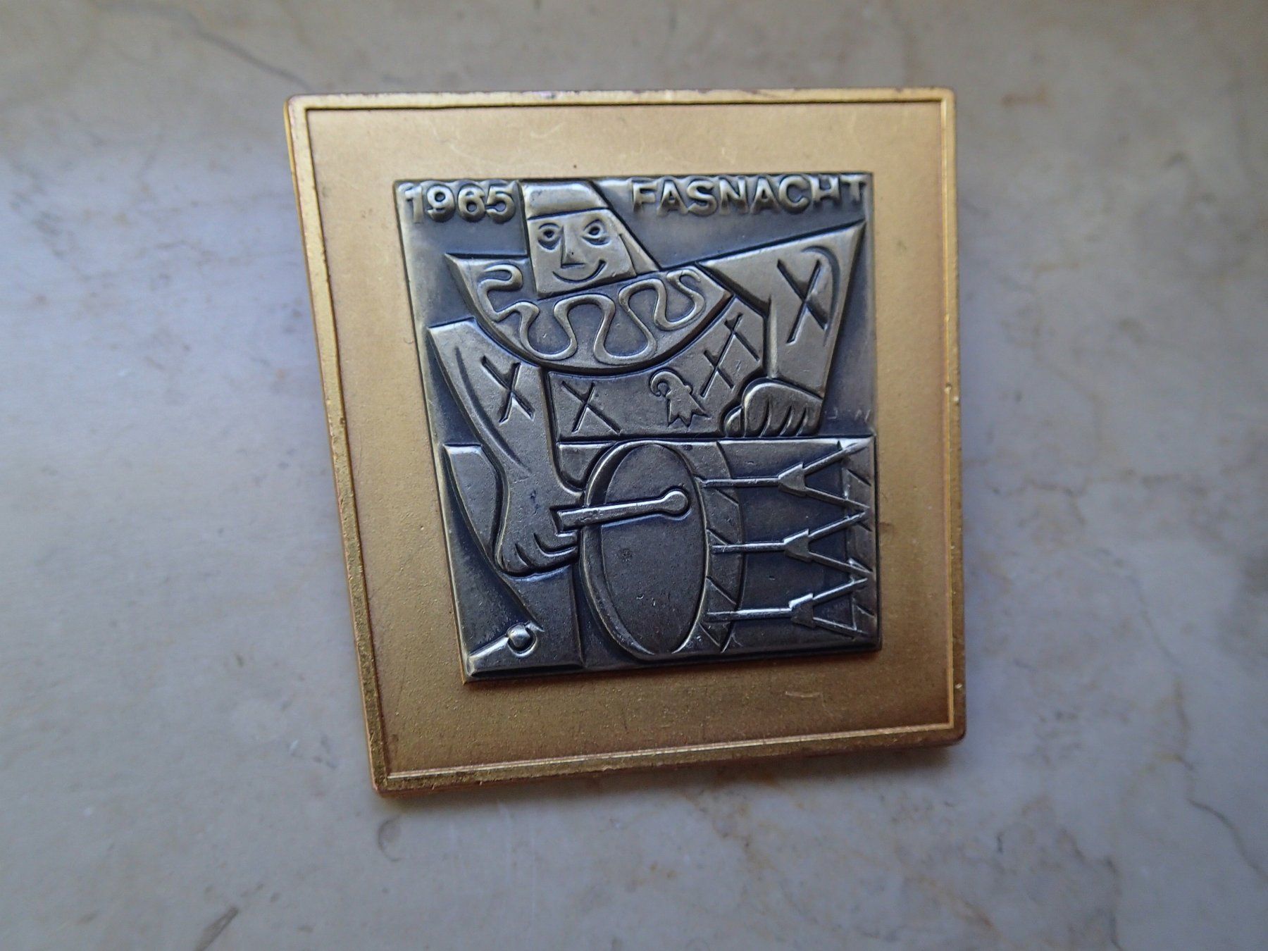 Basler Placchette & Badge: Blaggedde GOLD  1965 – Usato da Allschwil venduto da Salus17