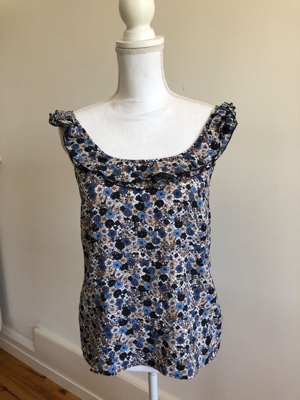 Sezane Top: Top von Sézane – Usato da Biel/Bienne venduto da seconda-mano 1
