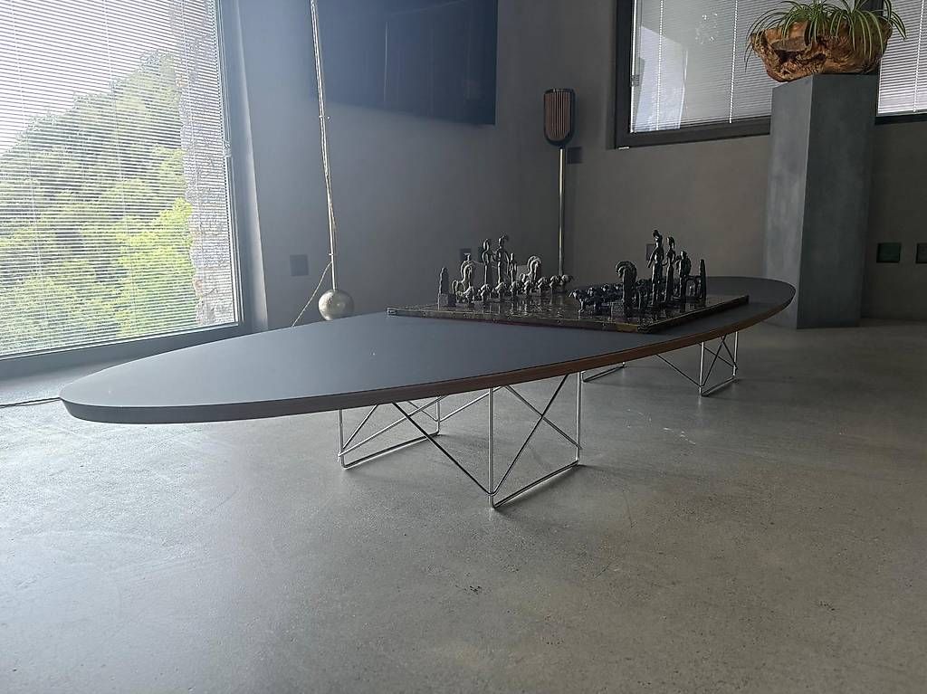 Eames Tische: Vendo Tavolino Eames Elliptical Table "Surfboard" – Gebraucht aus Vernate von nma_77kf 3