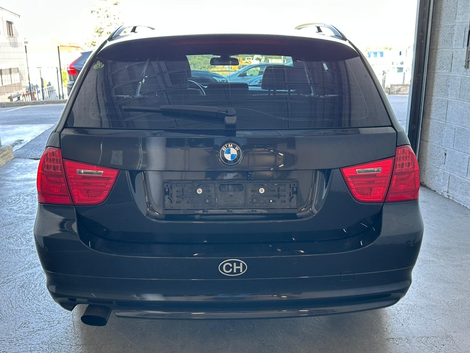 BMW Autos: BMW 318i Touring – Gebraucht aus Aclens von sobacopeludo 3