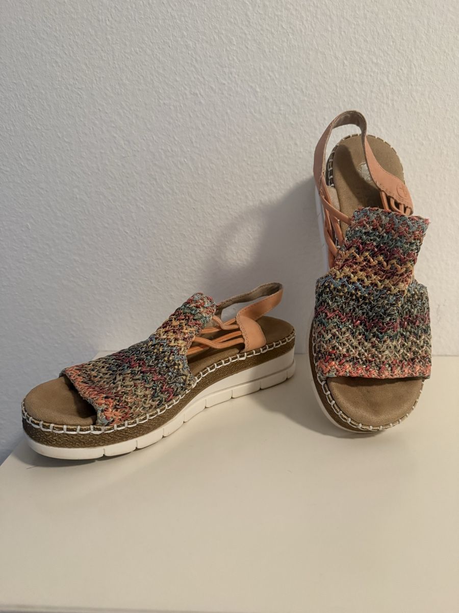 Rieker Damenschuhe: Rieker Sandalen – Gebraucht aus Abtwil SG von Fcbayern1992