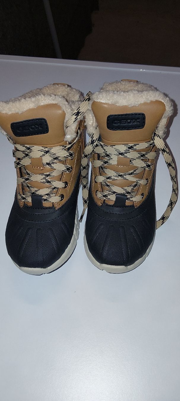 Geox Scarpe per ragazzi: Bottes Geox marron et noir, – Usato da Renens VD venduto da Floram1989 4