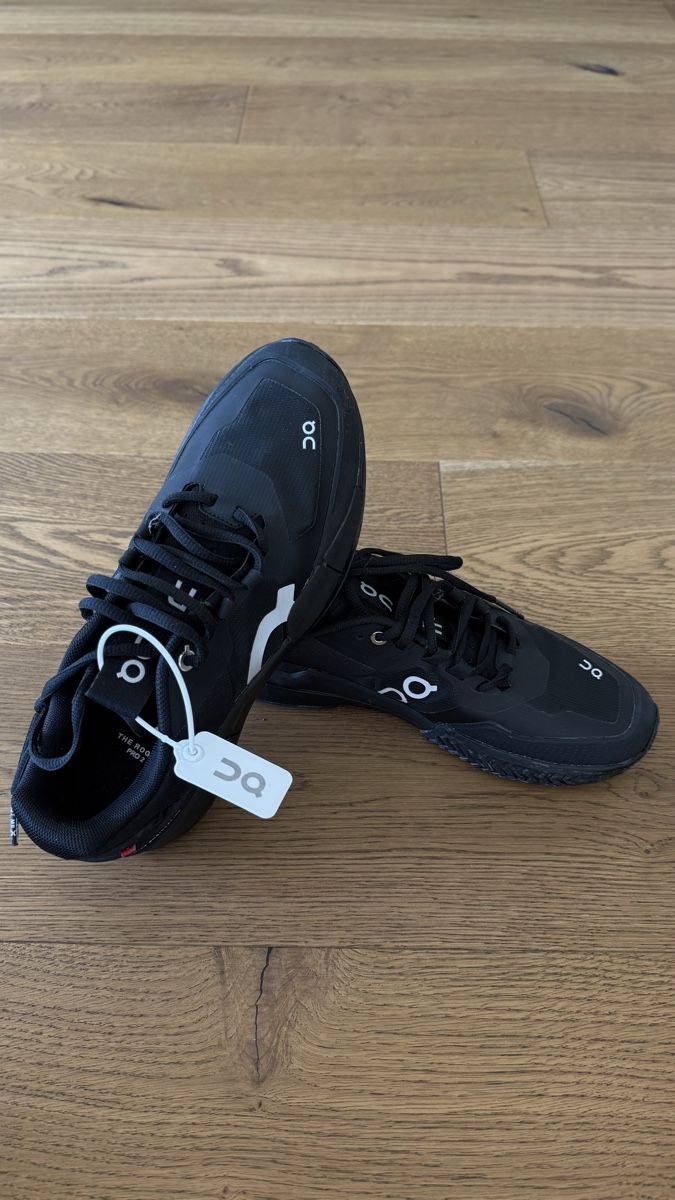 On Herrenschuhe: On Cloud Roger 2 - EU 41 - NEW! – Neu und originalverpackt aus Oberweningen von Vita_Lyt