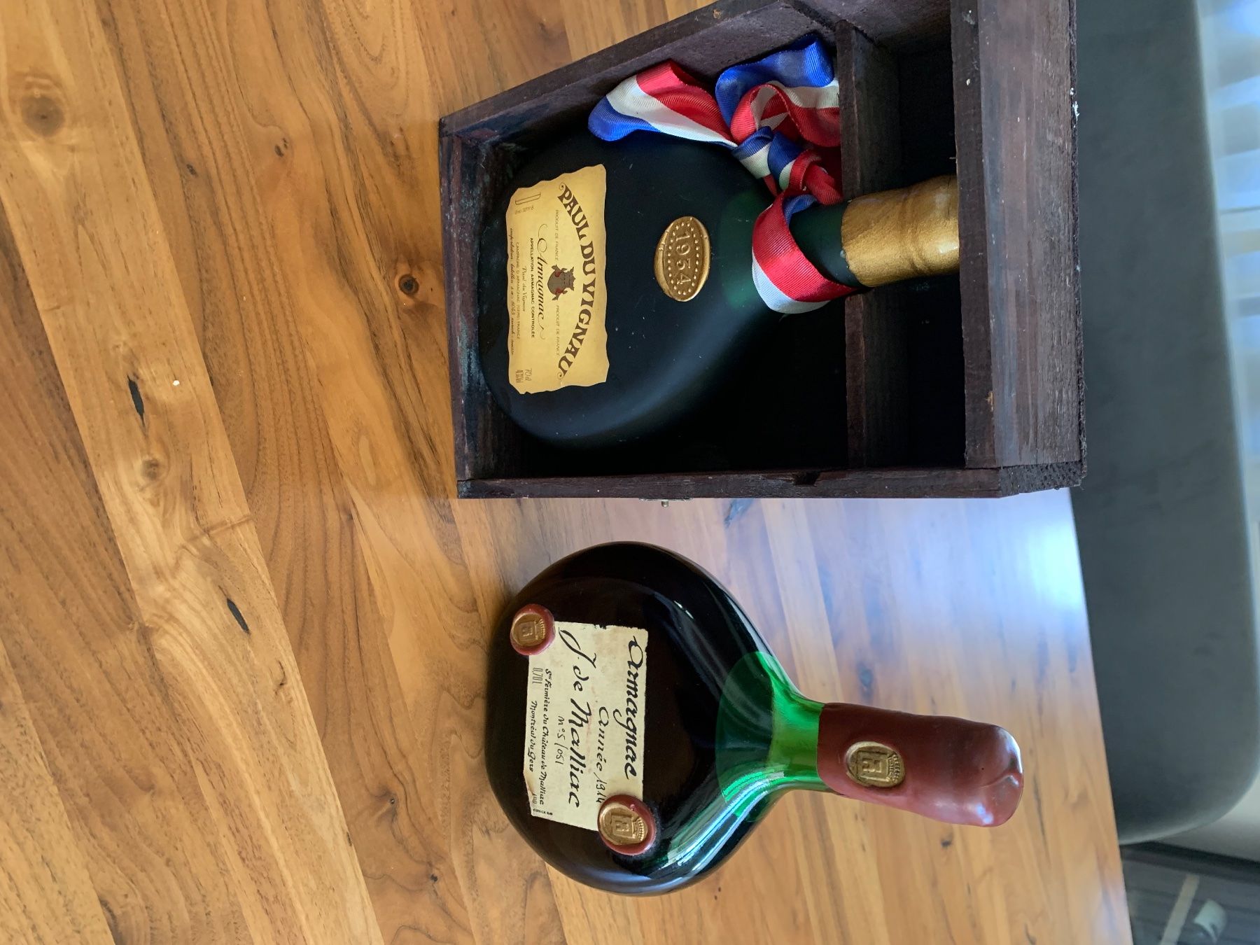 Bevande alcoliche: 2 Flaschen Armagnac 1914 und 1934 – Usato da Bettlach venduto da Windows1020