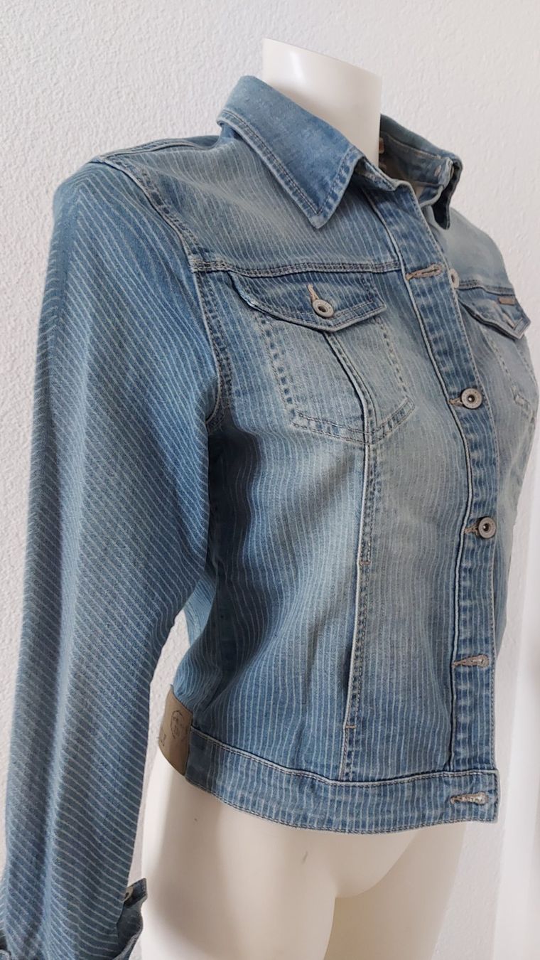 Nile Jacken: Gestreifte NILE Jeansjacke Gr. S – Gebraucht aus langenthal von rundholz7 2