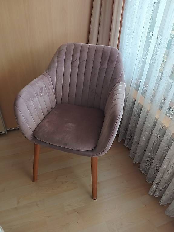 Poltrone: Moderner Velours-Sessel  bequem & stilvoll – Usato da Jona venduto da Pascal064 1