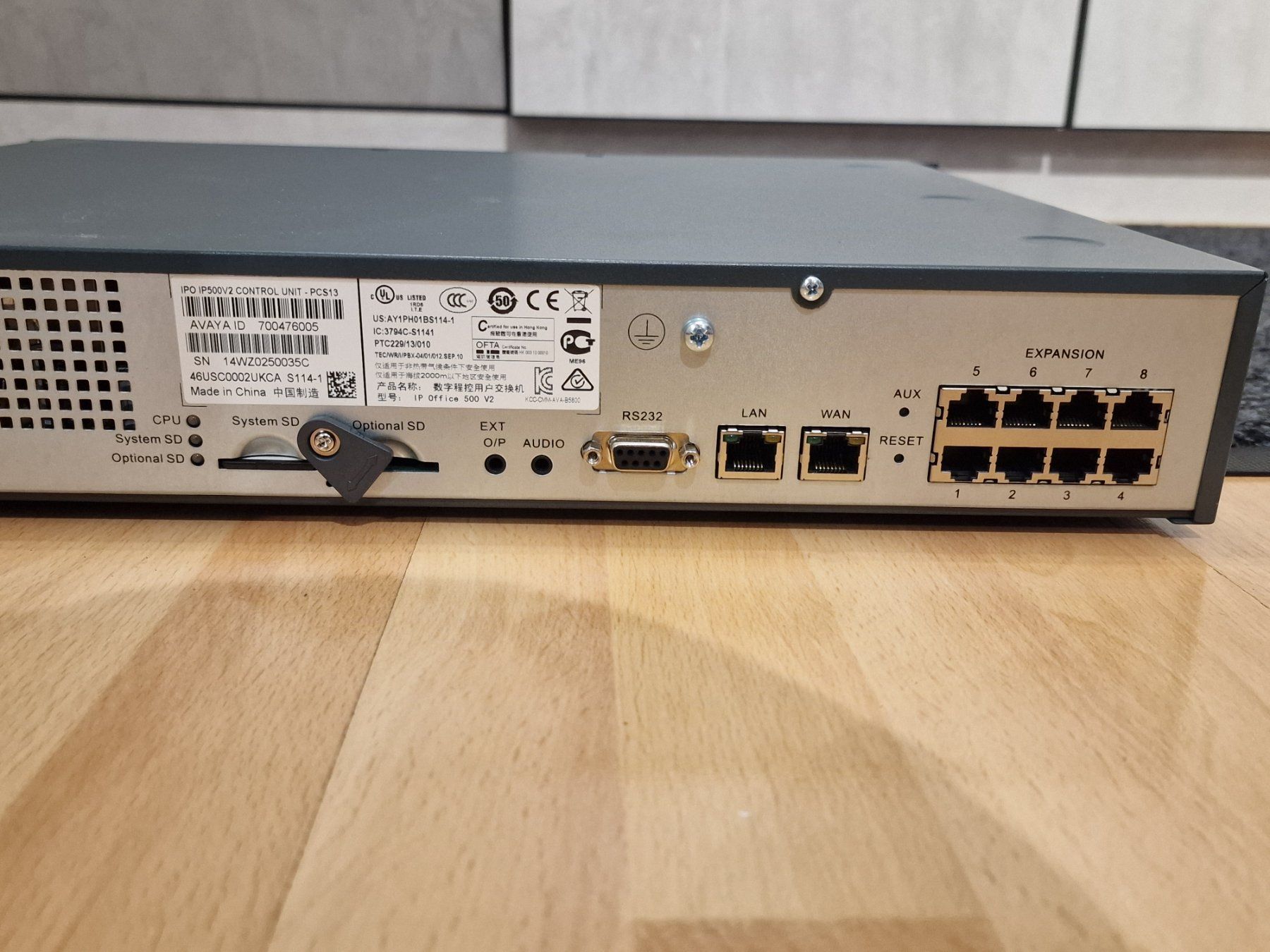 Avaya Telefoni: Avaya IP Office IP500 V2 inkl. Module – Usato da Buchrain venduto da Sssschaller 4