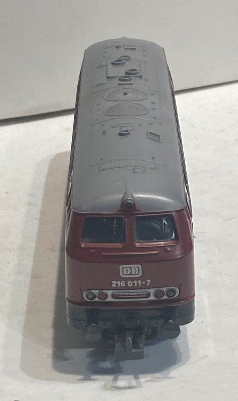 Lima Modelleisenbahnen: Lima Diesel-Lok DB 216 011-7 – Gebraucht aus Sonceboz-Sombeval von Decolove 4