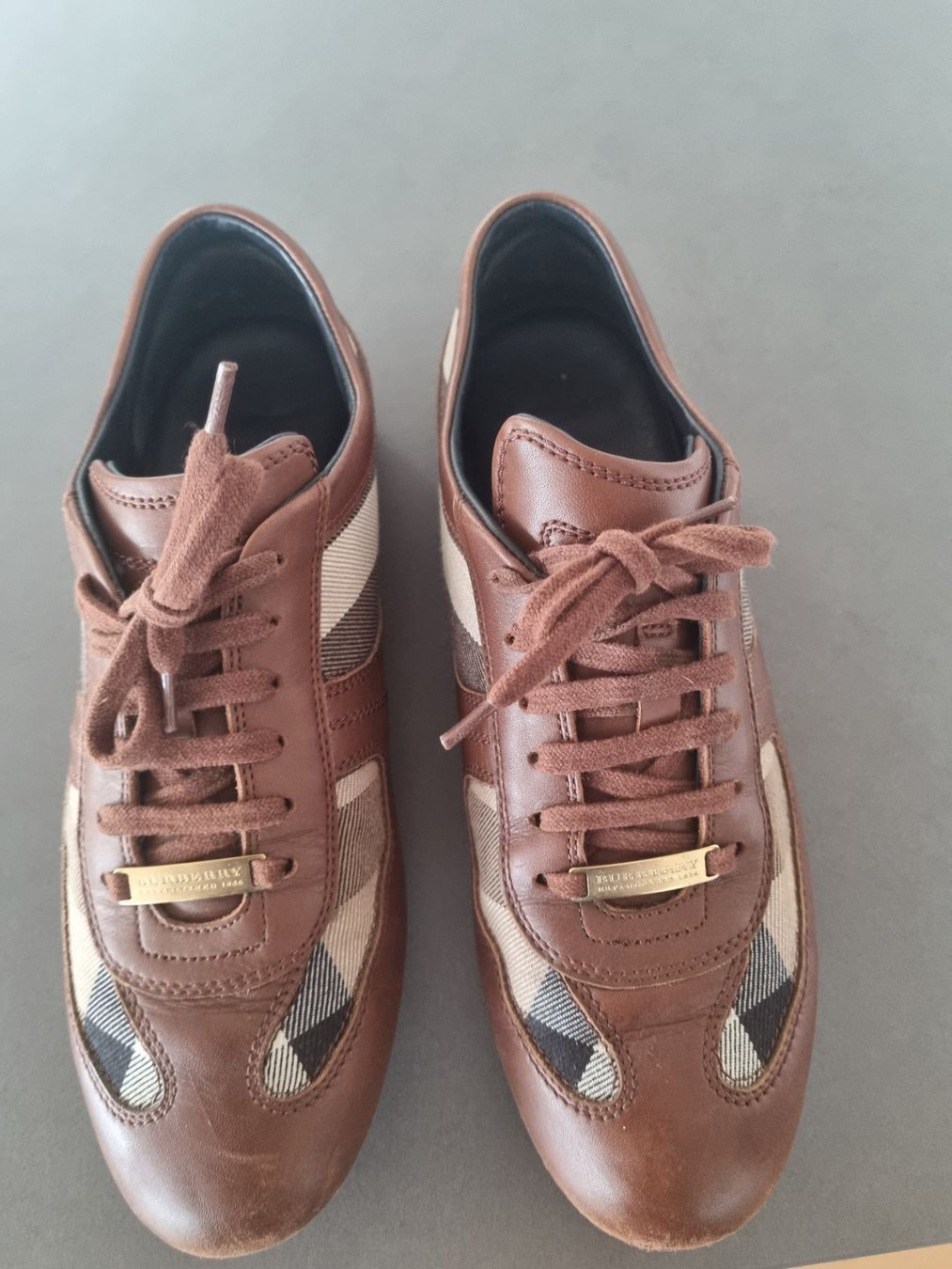 Burberry Scarpe da donna: Burberry Schuhe Gr 38 – Usato da Frick venduto da Geheim007