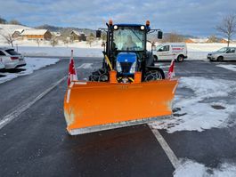 Schneepflug New Holland / Steyr
