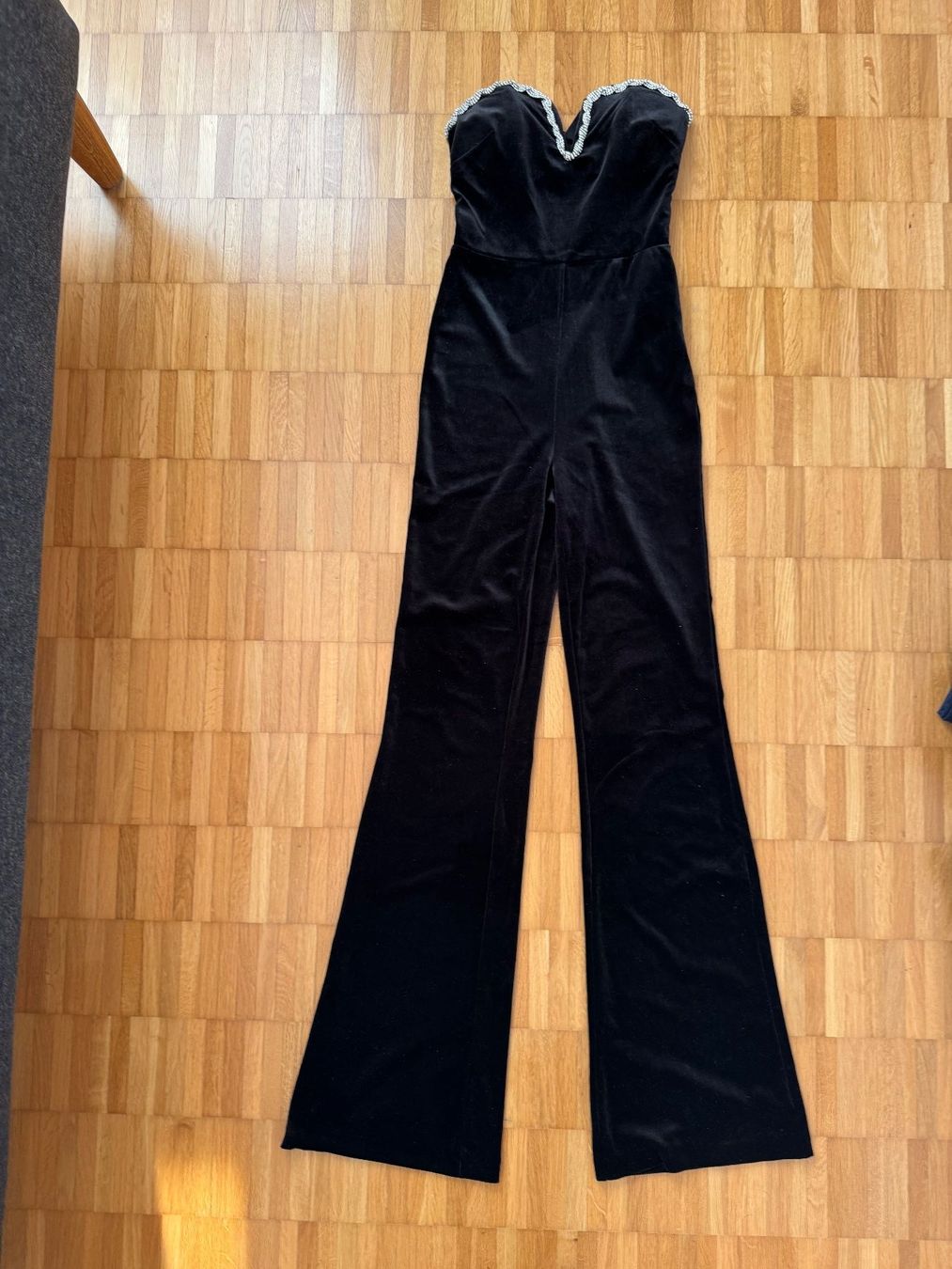 Tute: Schwarzer Samt Jumpsuit Strass Gr. 34 XS elegant Festlich – Nuovo (secondo la descrizione) da Jona venduto da Good_luck1_