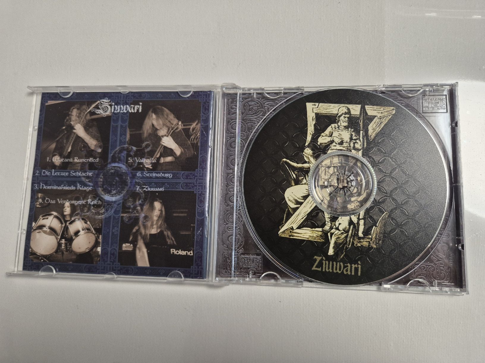 CD: Ziuwari - CD – Nuovo (secondo la descrizione) da Uster venduto da newwave0 2