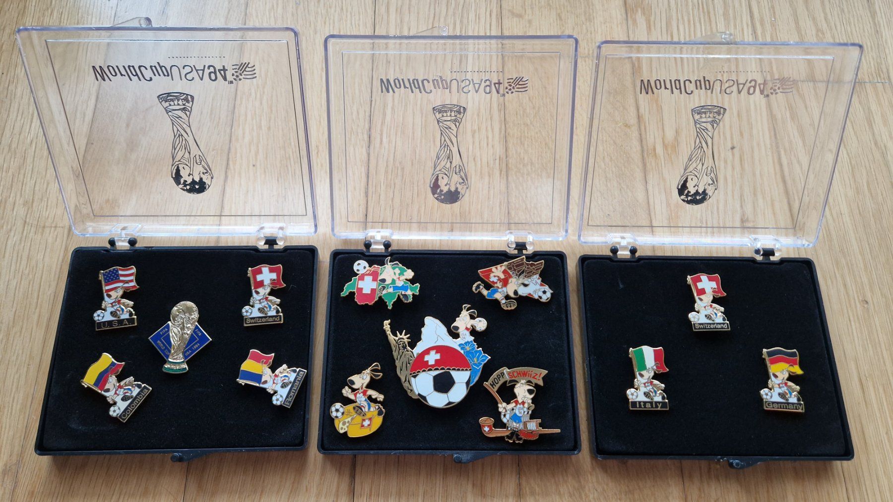Fifa Placchette & Badge: WM Fussball 1994 Pins – Nuovo e nell'imballaggio originale da Sins venduto da 6330berno