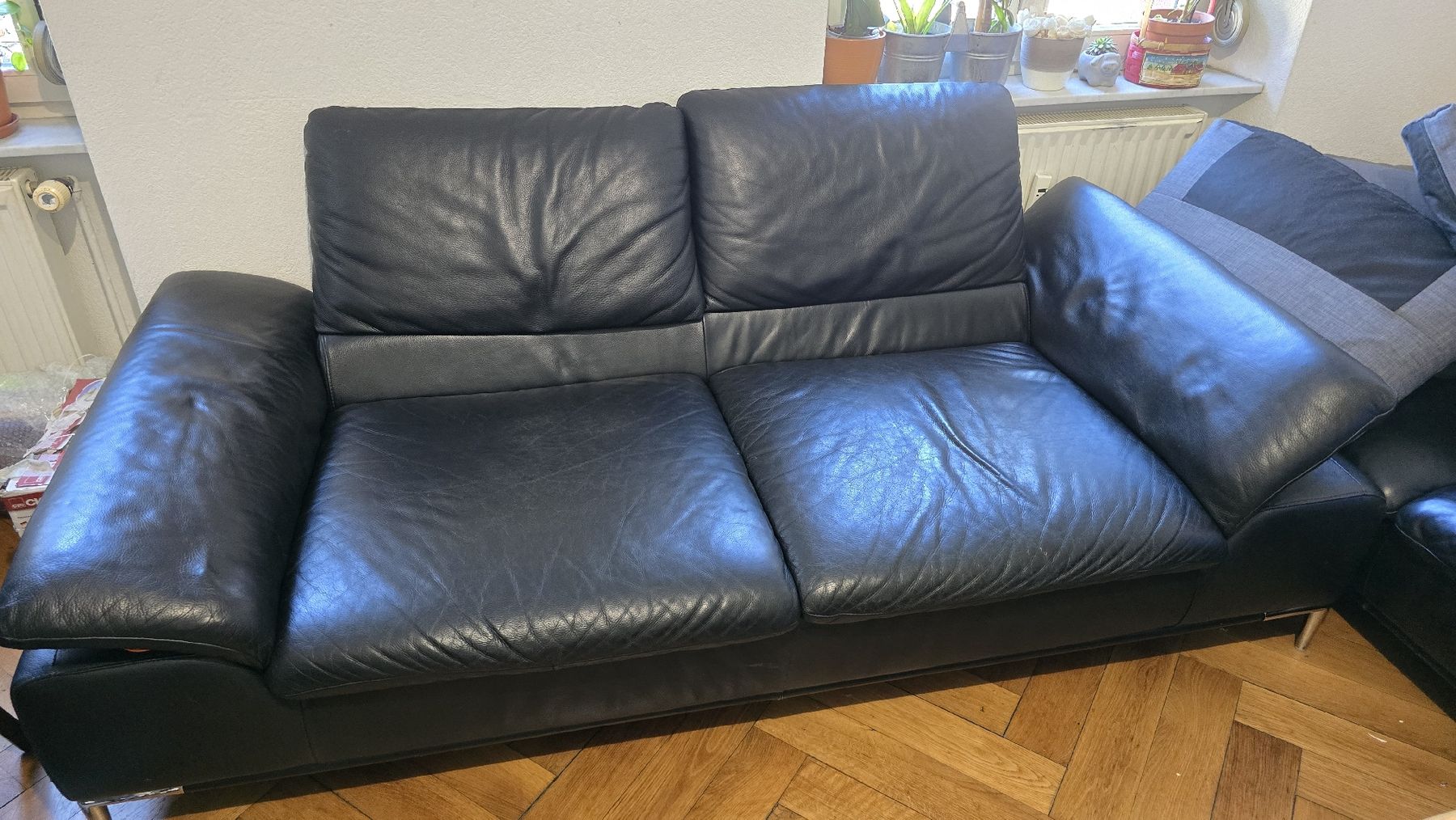 Sofas: 2 Ledersofa schwarz – D'occasion à Basel par gin_77cv 1