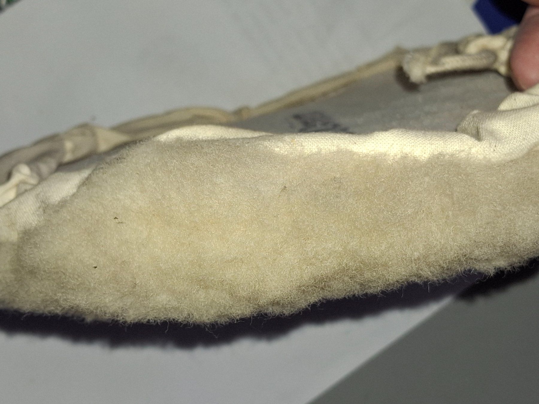 Decken: Lammfell-Pat – Neu (gemäss Beschreibung) aus Rothenfluh von Gastoni