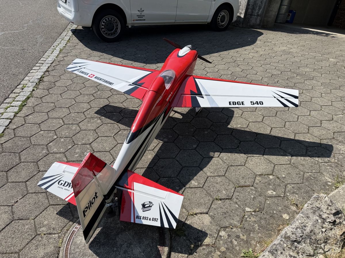 Modellismo RC: Pilot RC EDGE 103“ – Usato da Erlinsbach SO venduto da Laserexp74 1