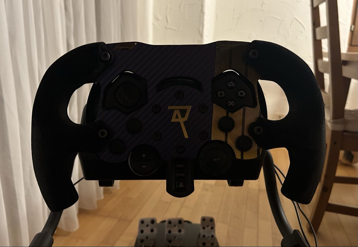 Spiele: Playseat Challenge + Logitech G923 – Gebraucht aus Adlikon von Leandro19G 5