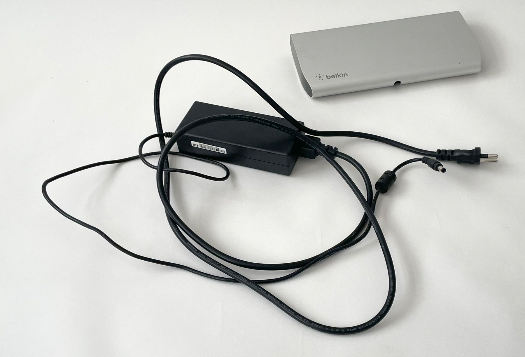 Belkin Docking station: Belkin Thunderbolt Express Dock – D'occasion à Biel/Bienne par 1citron 4