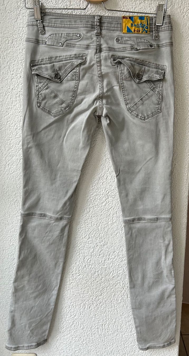 Nile Pantaloni: NILE Hose – Usato da STUDEN BE venduto da SMIROS 4