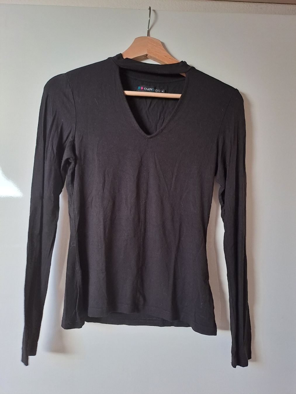 Maglioni & Felpe: 2 Langarm Shirts gr. S – Usato da Rothenburg venduto da 123odermatt 1