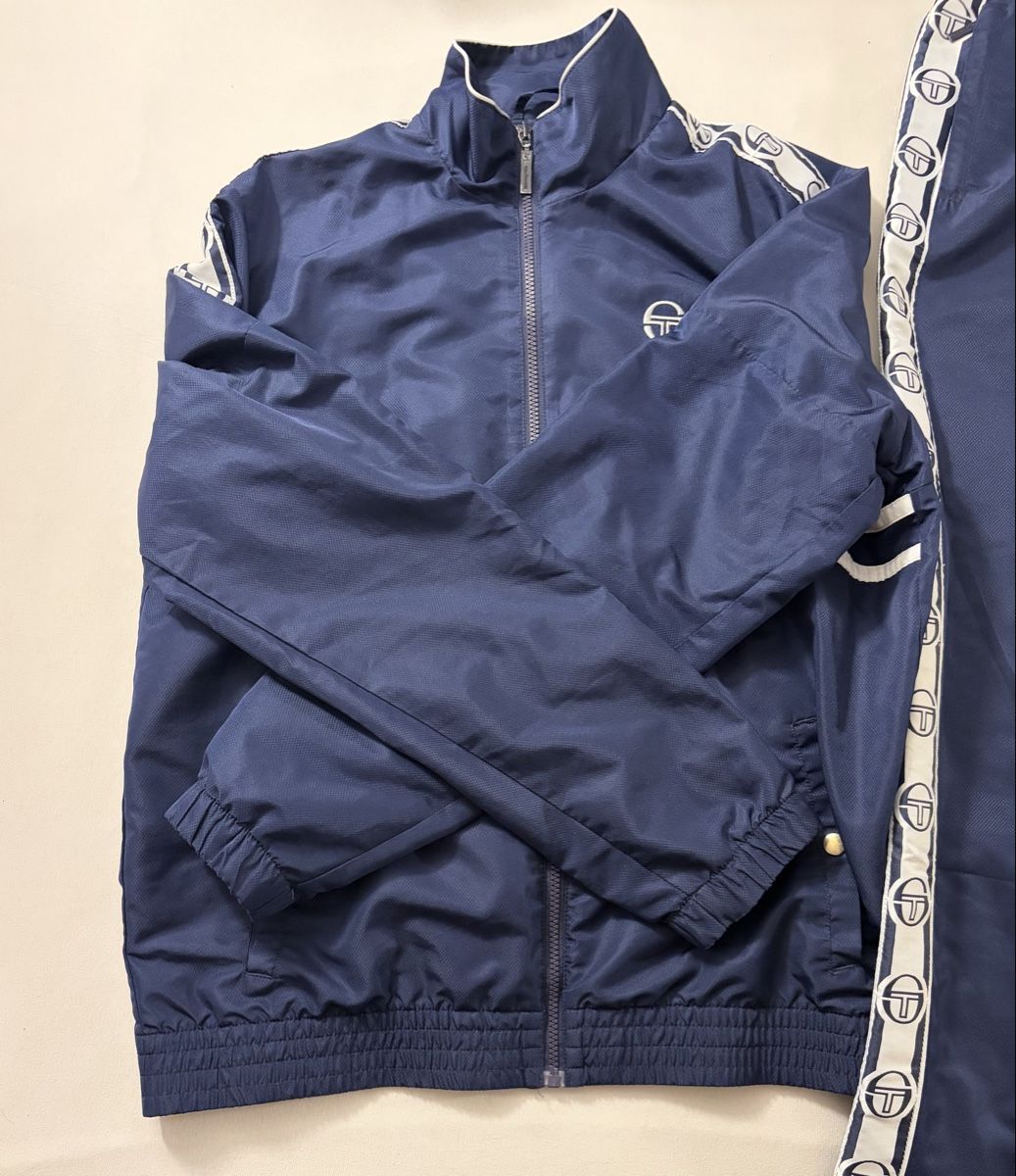 Lots de vêtements: Sergio Tacchini Tracksuit XL – Neuf (Voir description) à Sursee par cheffe05 1