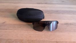 Oakley Sutro Sonnenbrille inkl. Original Case Top Zustand