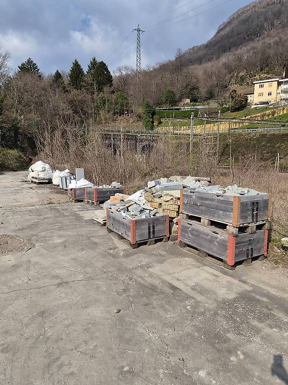 Tutte le macchine: Sassi da Muro – Usato da Rivera venduto da GenerelliSA 3