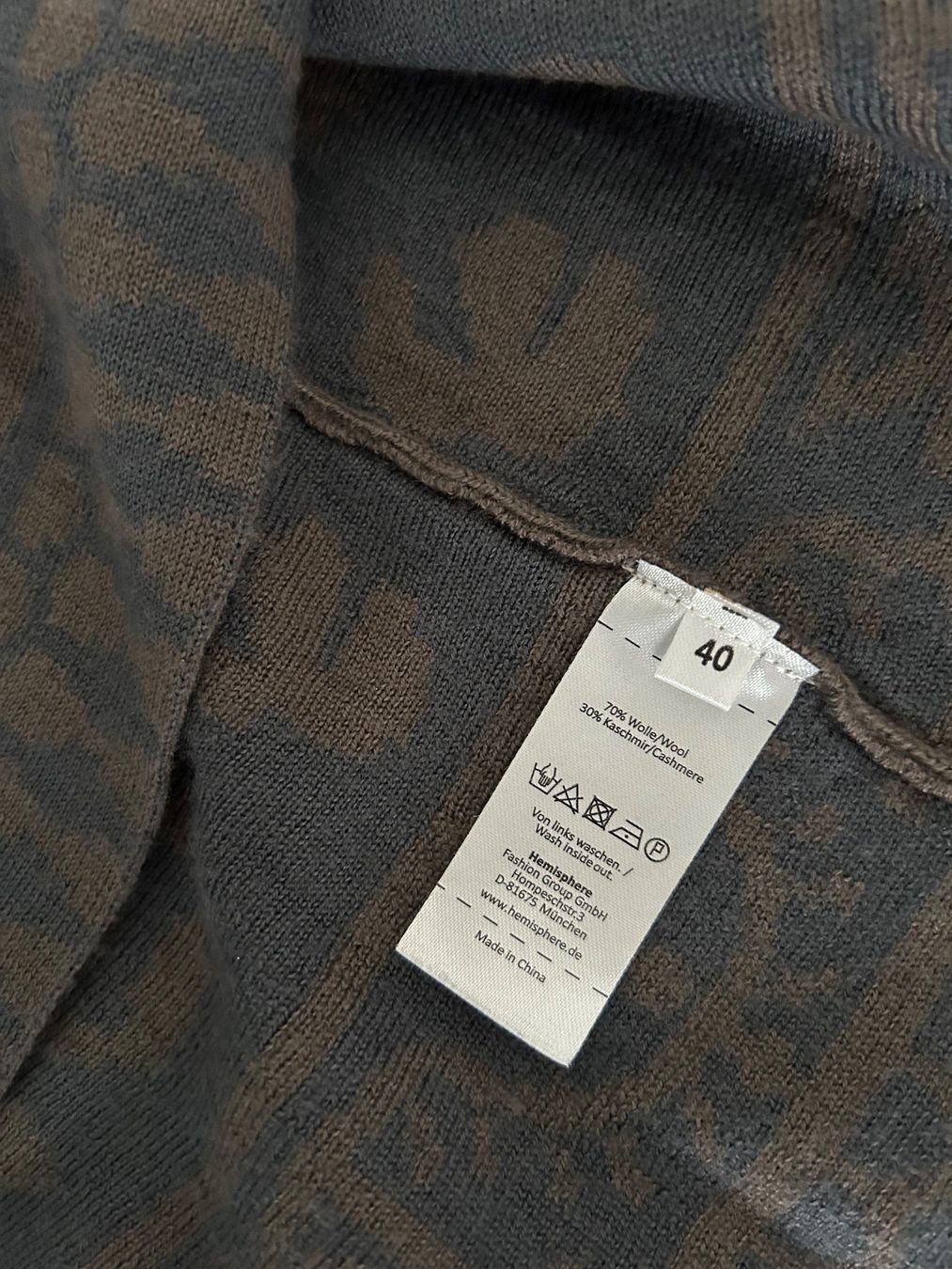 Vestiti: Schicker Look: Hemisphäre Pulli & Rock im Set – Usato da Wimmis venduto da rimnakit 9