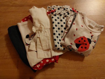 Mädchenkleider Set/paket Gr 74; Body, Hosen, Shirt, Kleid