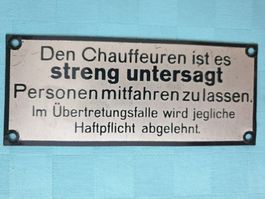 Blech Schild Chauffeuren untersagt Personen