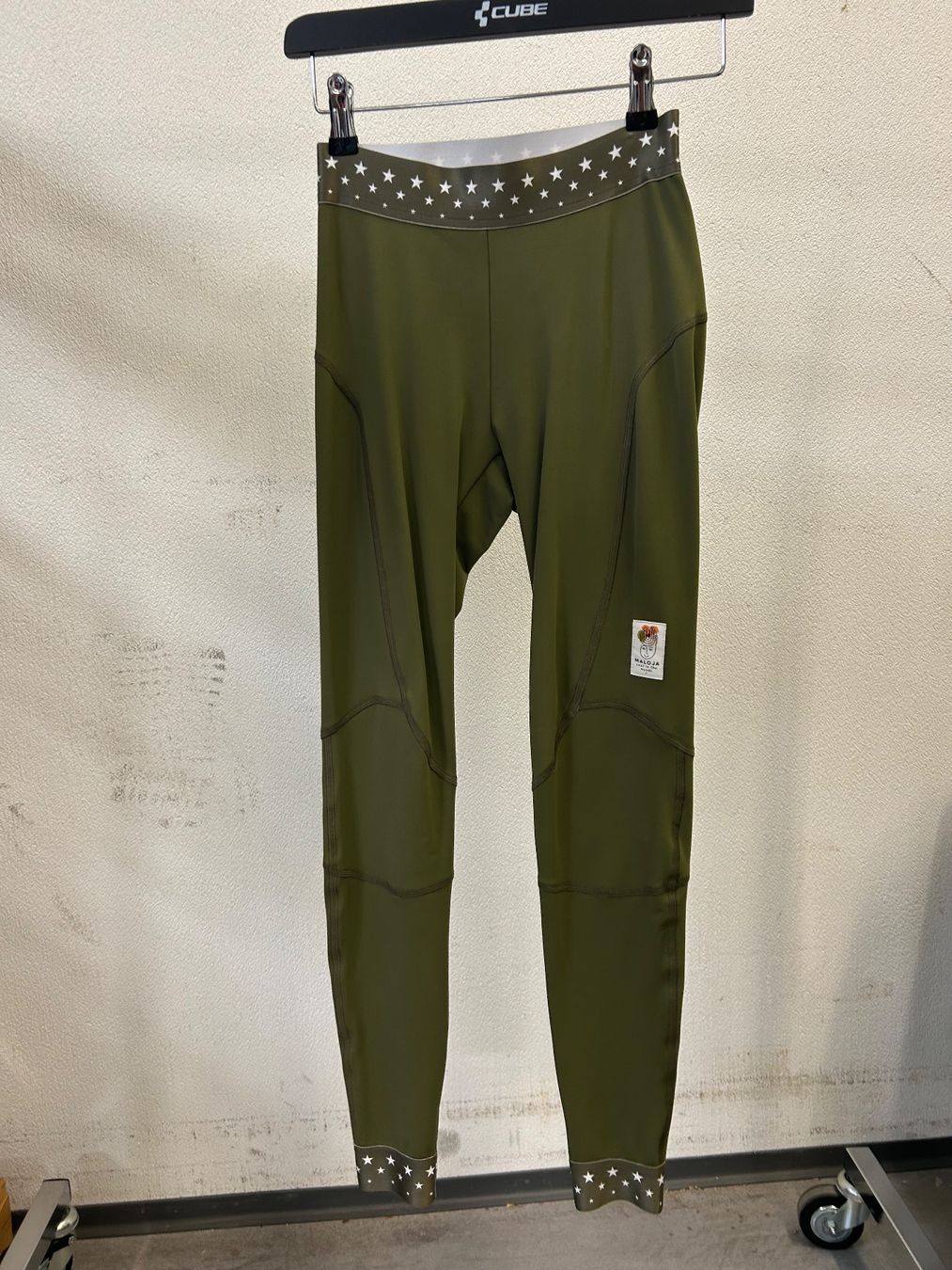 Maloja Pantaloni: Langlaufhose Maloja – Nuovo (secondo la descrizione) da Chur venduto da zue_m8ck