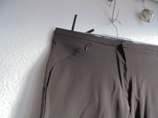 Hosen: Hose Dunkelbraun Gr. 21 NEU – Neu (gemäss Beschreibung) aus Hinwil von Glasperlen 4