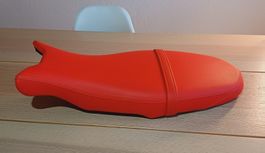 Sattel BMW R Nine T, rot