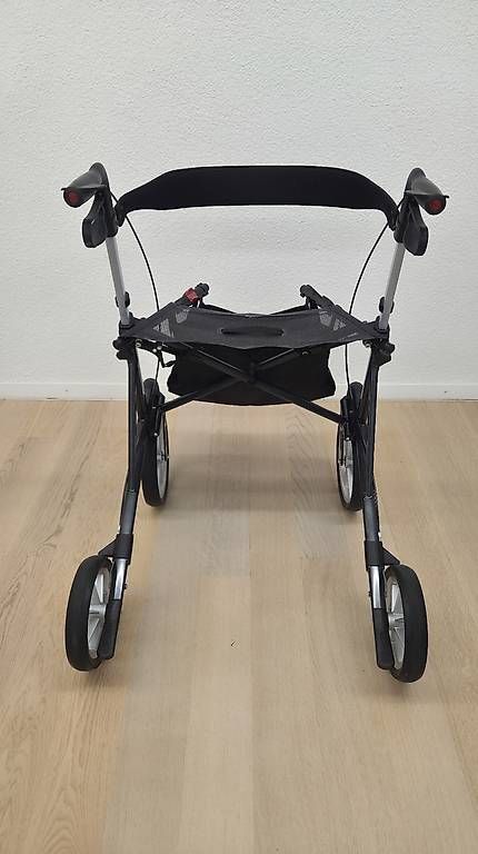 Aides à la marche: Rollator Mobilex Lion – D'occasion à Pfaffnau par Hawaiano 1