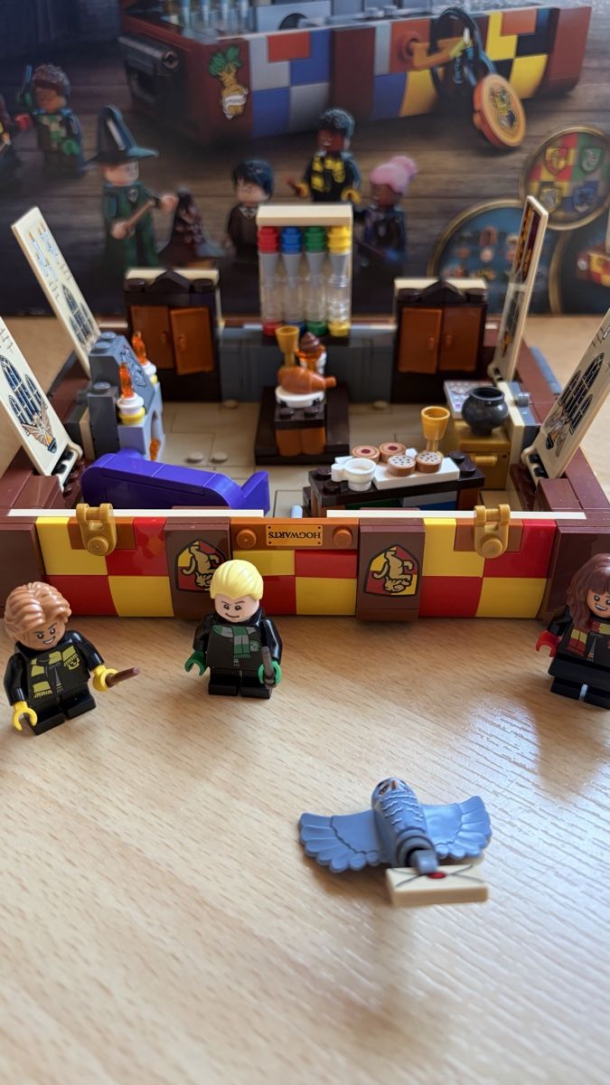 Lego Giocattoli: LEGO Harry Potter 76399 Hogwarts Magical Trunk – Usato da Walenstadt venduto da Smokyboy 4