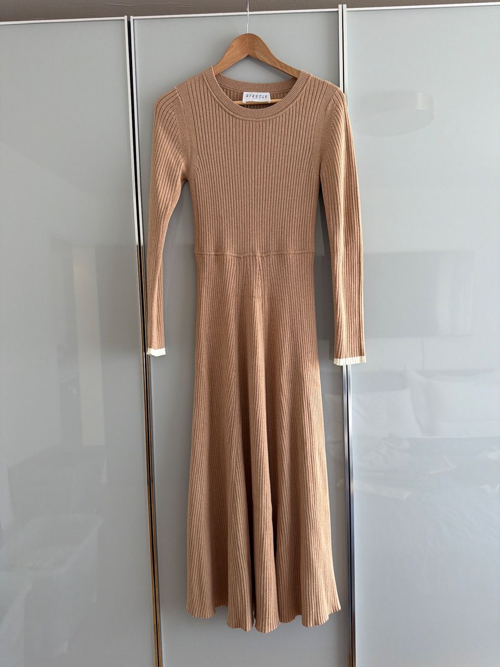Claudie Pierlot Kleider: Claudie Pierlot Maxi Kleid – Gebraucht aus Dübendorf von MariaS. 1