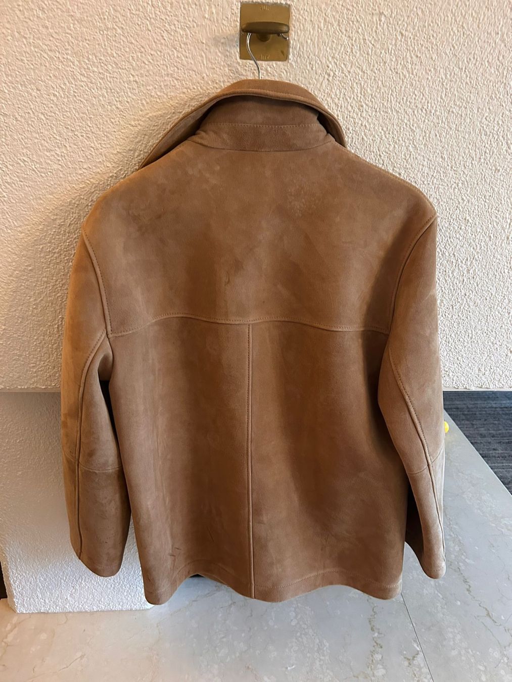 Vestes: Suede COS Jacke – D'occasion à Riehen par brs_g8mx 1