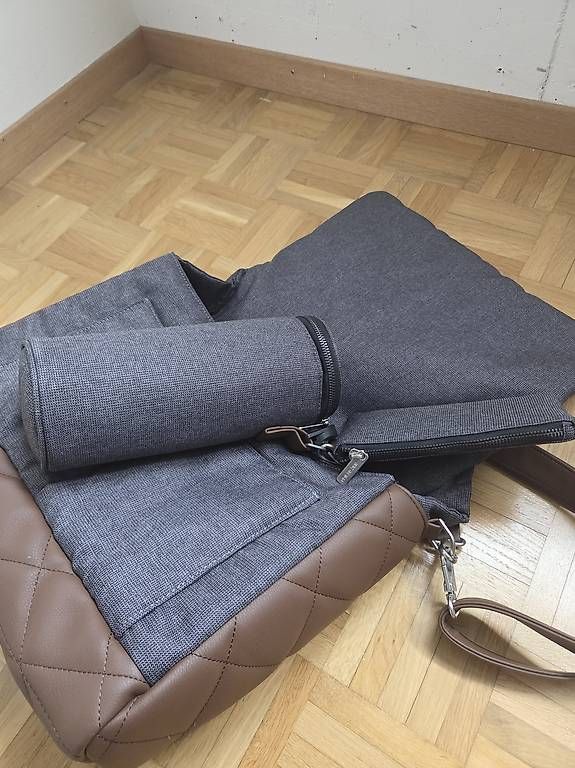 Sacs & sacs à dos: Wickeltasche von ABC Design – D'occasion à Fehraltorf par ThomasCH89 1