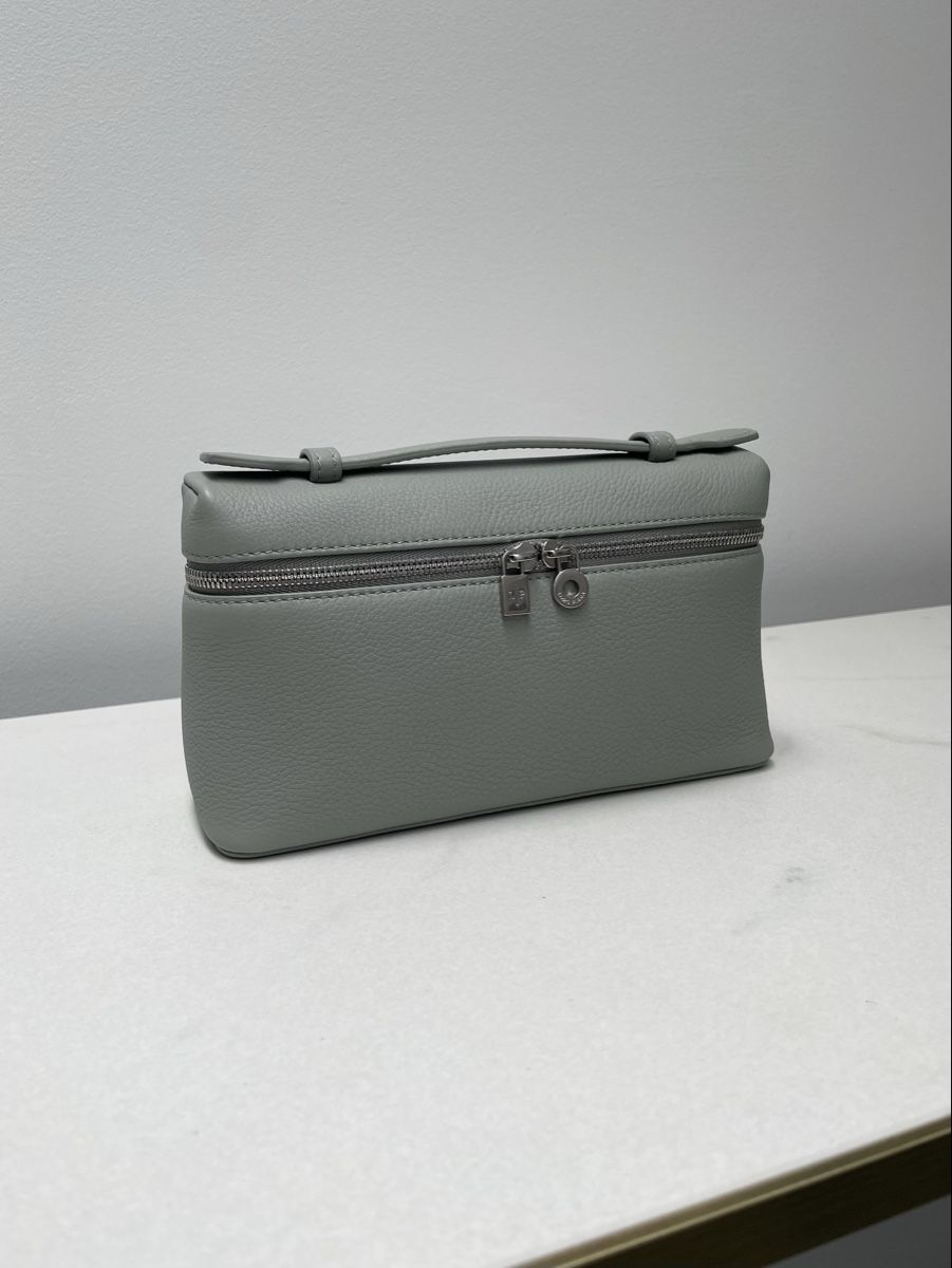 Loro Piana Taschen: NEW Loro Piana Extra Pocket L19 – Neu und originalverpackt aus Vacallo von kellyyy
