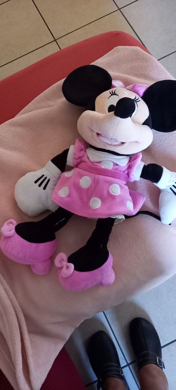 Disney Bambole: MINNIE mignonne poupée peluche – Nuovo (secondo la descrizione) da Yverdon-les-Bains venduto da Monique6 1