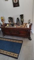 Spanisches Sideboard/Truhe massiv Holz