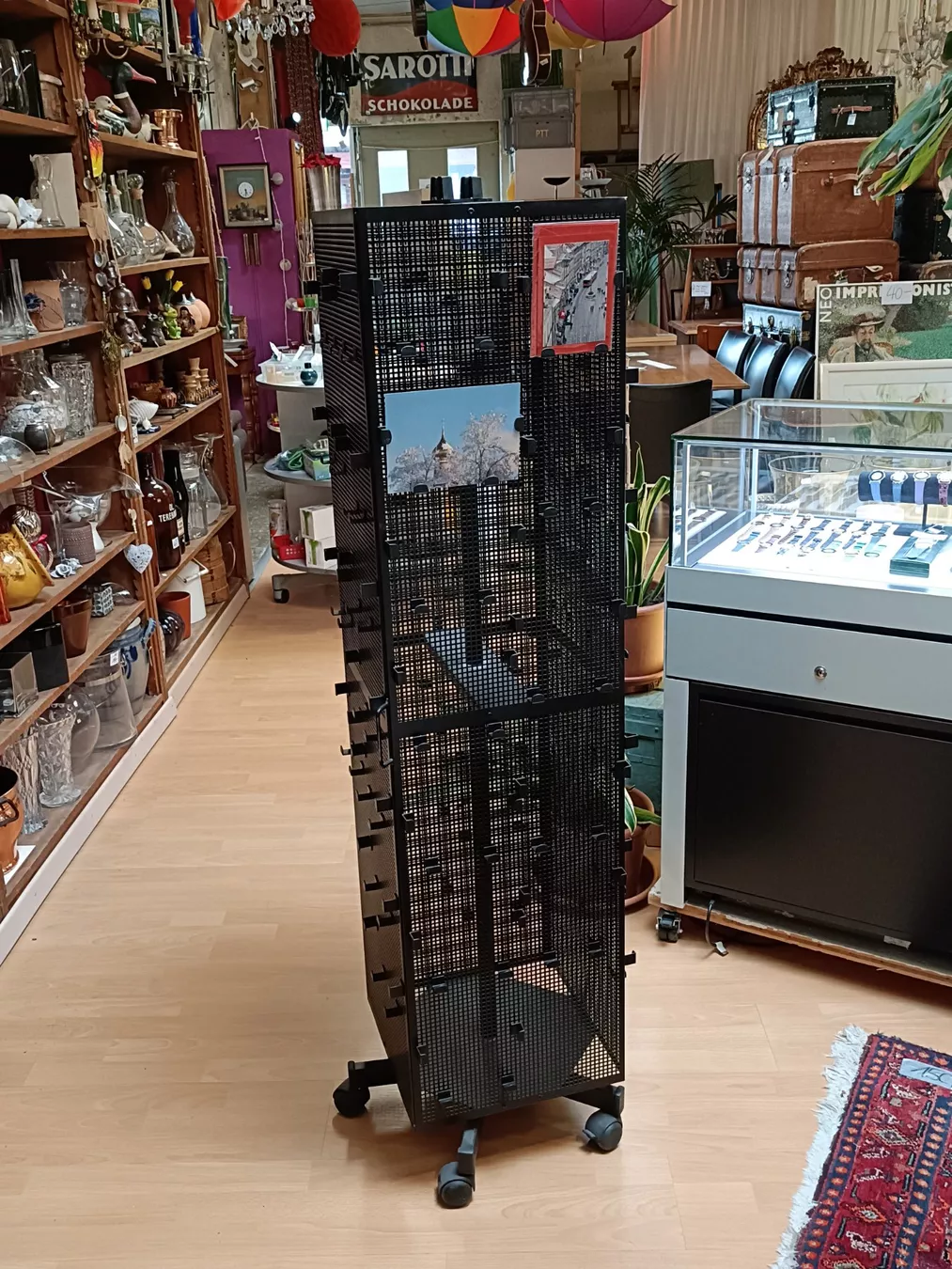 Allestimento di negozi e stand fieristici: Kartenständer – Usato da Köniz venduto da Brockenreich
