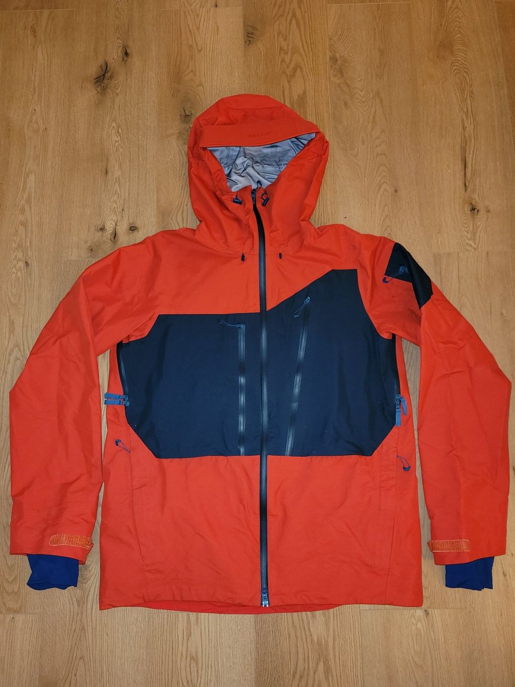 Millet Giacche: Millet Goretex skijacke – Usato da Zürich venduto da Loboso