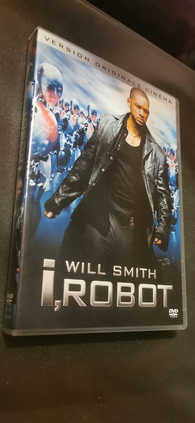 Tous les DVDs: DVD I Robot  – D'occasion à Genève par vins50 2