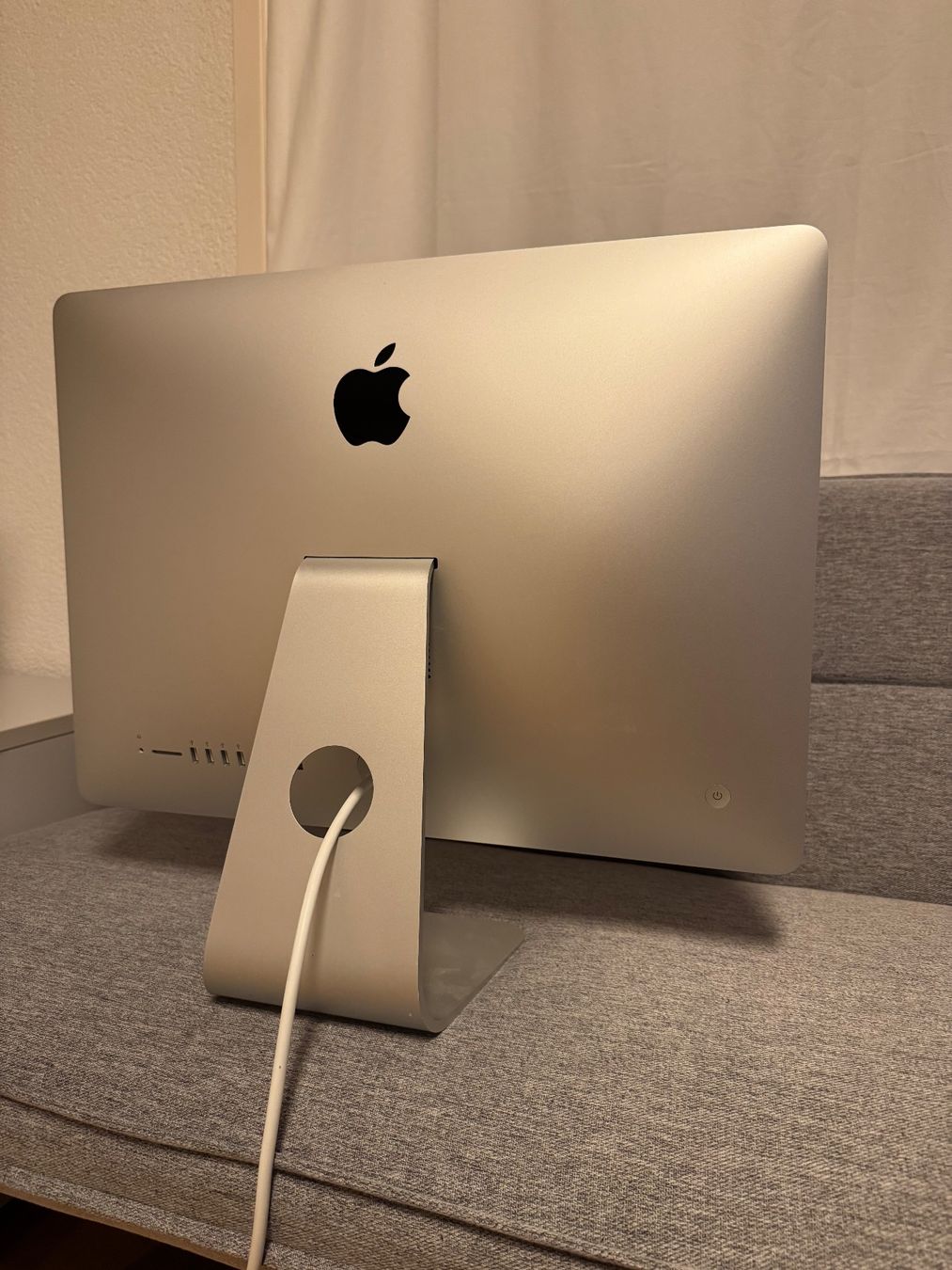 Apple PCs: Apple iMac 21,5" (Spät 2015) – Gebraucht aus St. Gallen von superlegger 1