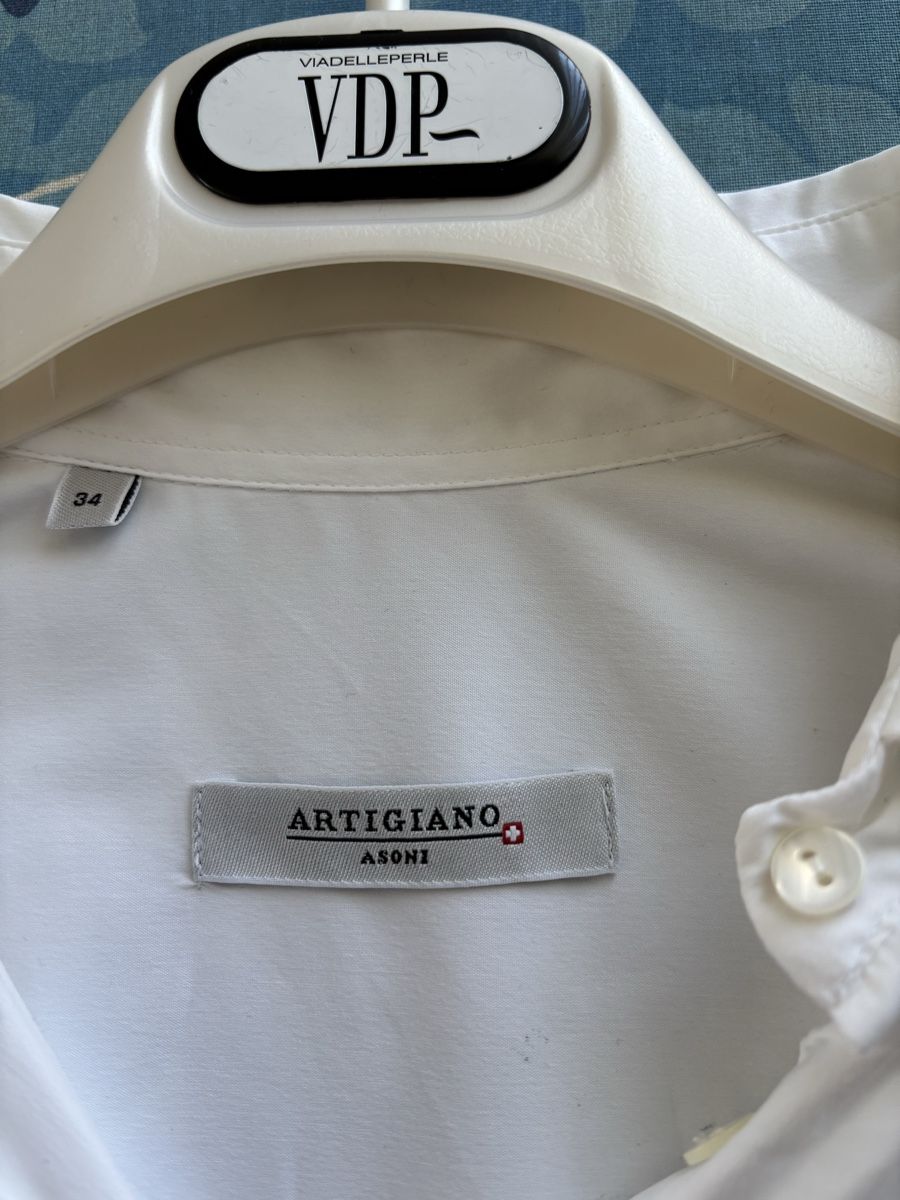 Camicette: Camicia – Nuovo (secondo la descrizione) da Schwyz venduto da Francesca54 4