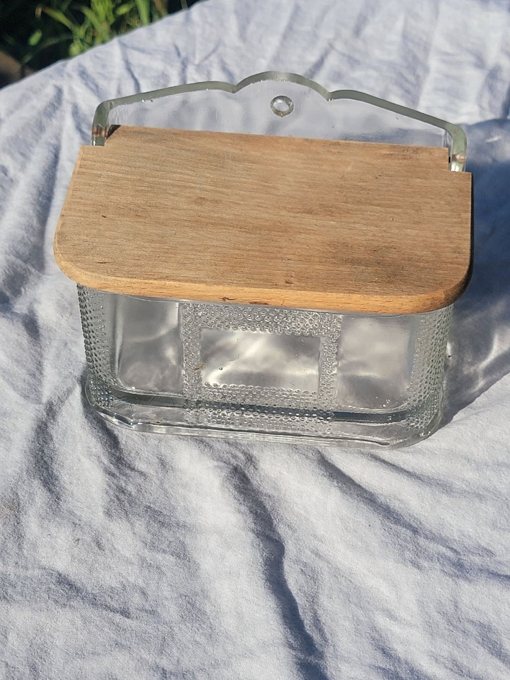 Gläser: Glasbehälter mit Deckel, Salzmeste – Gebraucht aus Sils im Domleschg von platin01