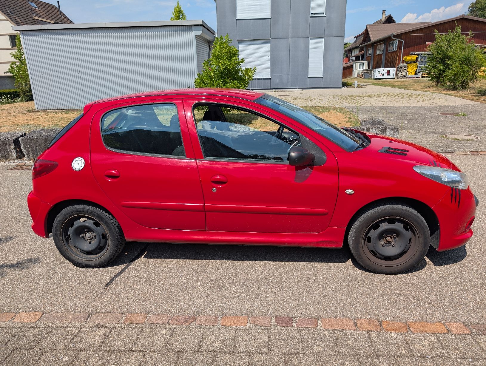 Peugeot Automobili: Peugeot 206+ 1.4i Limousine – Difettoso da Kleinandelfingen venduto da ginaaks 2