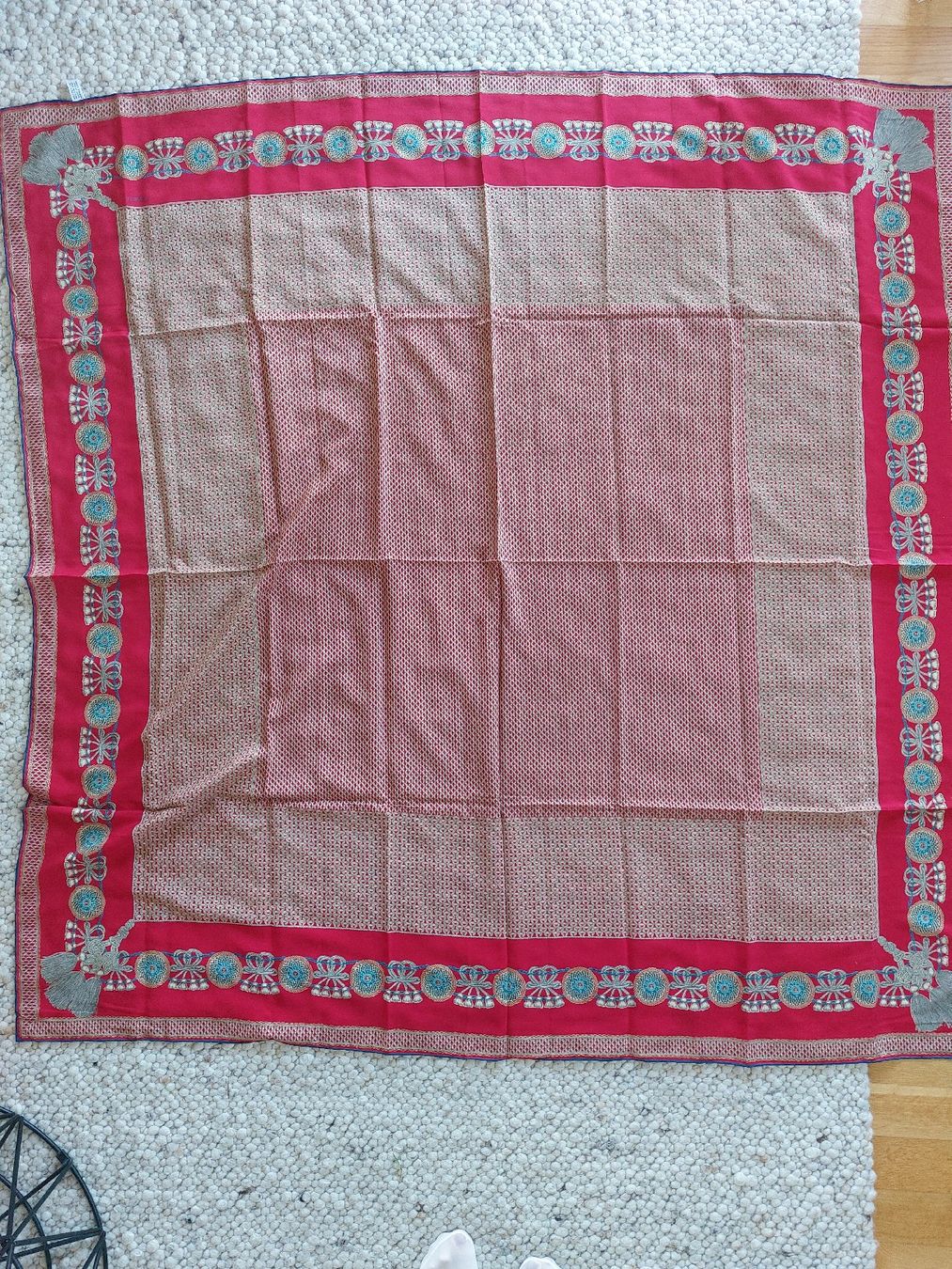 Chanel Foulard & Sciarpe: Foulard von Chanel – Nuovo (secondo la descrizione) da Zürich venduto da Florence2012 1